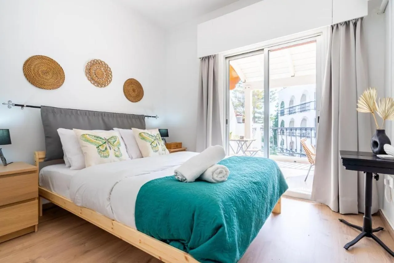 Lazy River 1-Bedroom Apartment لارنكا